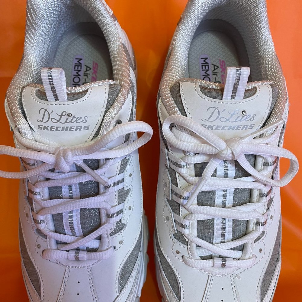 Women's Sketchers Sneakers